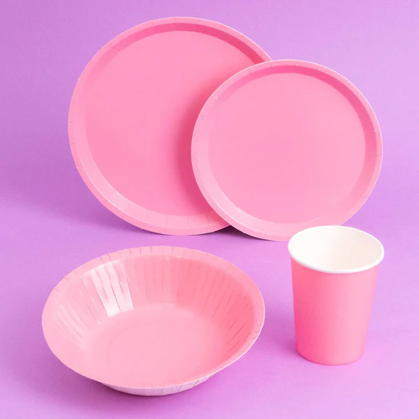 plato cartón colores